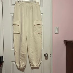 BNWT Oak + Fort Cargo sweats